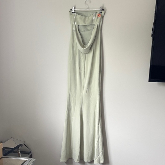 Katie May Strapless Sage Color with open back size xxs - Picture 10 of 11